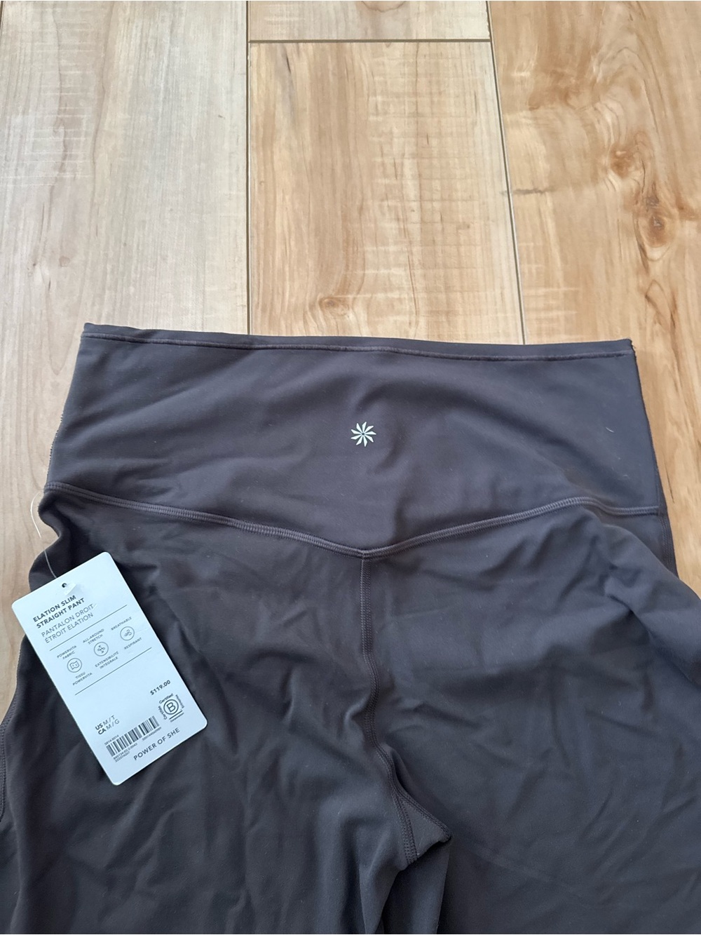 Athleta - Elation Ultra High Rise Straight Crop Pant in Truffle Brown - Size M - Picture 10 of 12